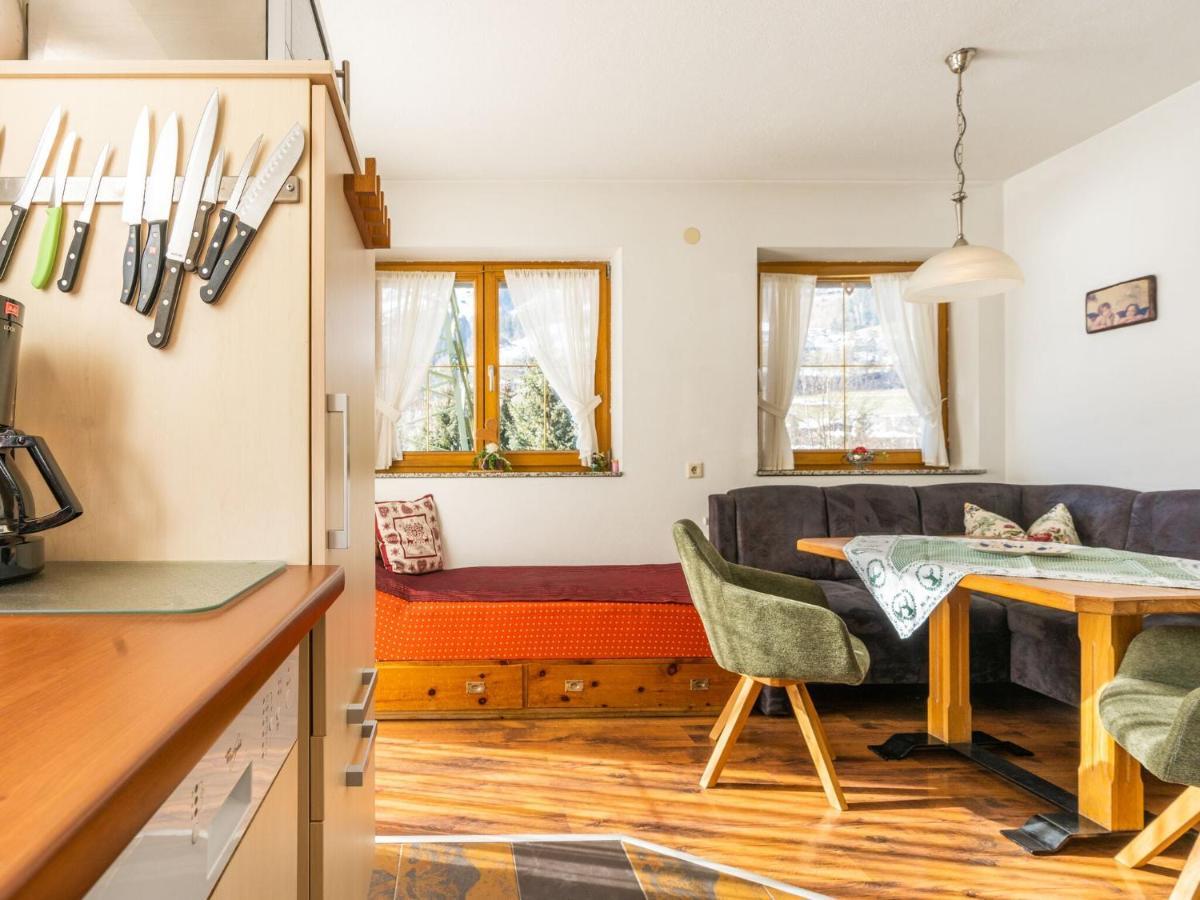 Apartment In Ramsau In Tyrol With A Balcony Ramsau im Zillertal Bagian luar foto