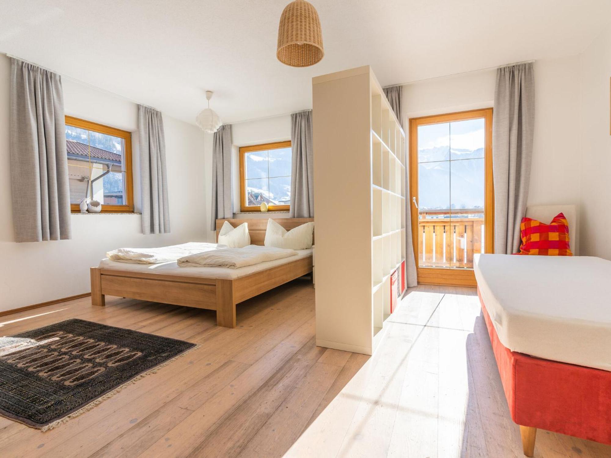 Apartment In Ramsau In Tyrol With A Balcony Ramsau im Zillertal Bagian luar foto