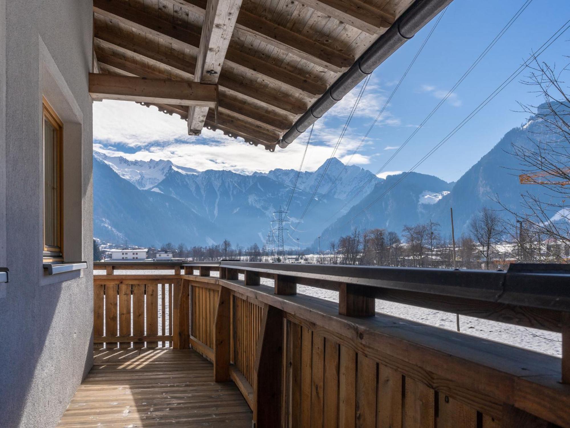 Apartment In Ramsau In Tyrol With A Balcony Ramsau im Zillertal Bagian luar foto